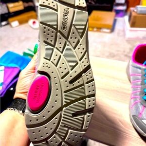Vionic walking shoes